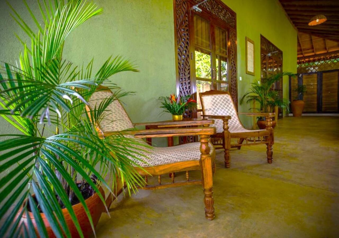 קנדי Yasmin Hill Longevity Resort - Hotel Galavilla מראה חיצוני תמונה