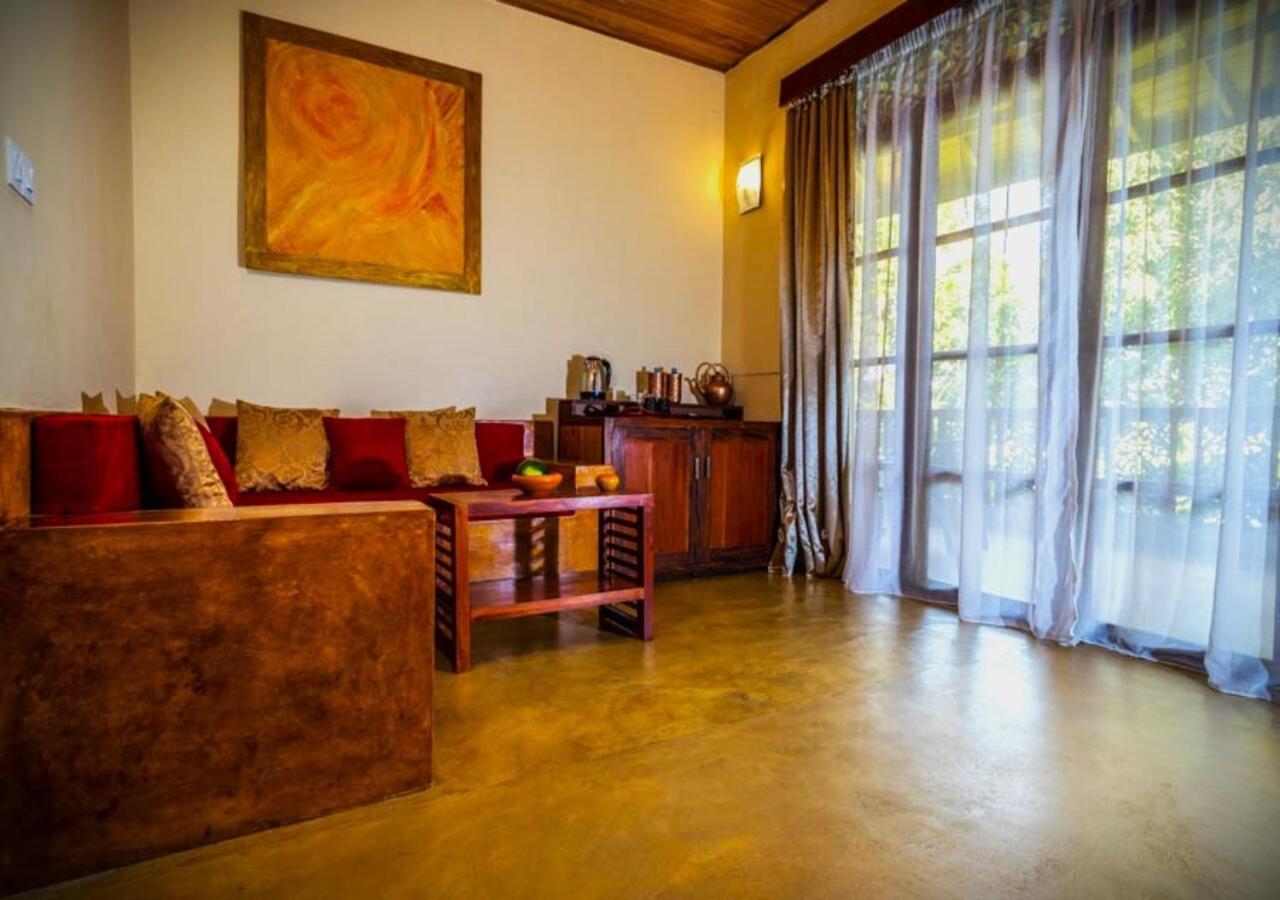 קנדי Yasmin Hill Longevity Resort - Hotel Galavilla מראה חיצוני תמונה
